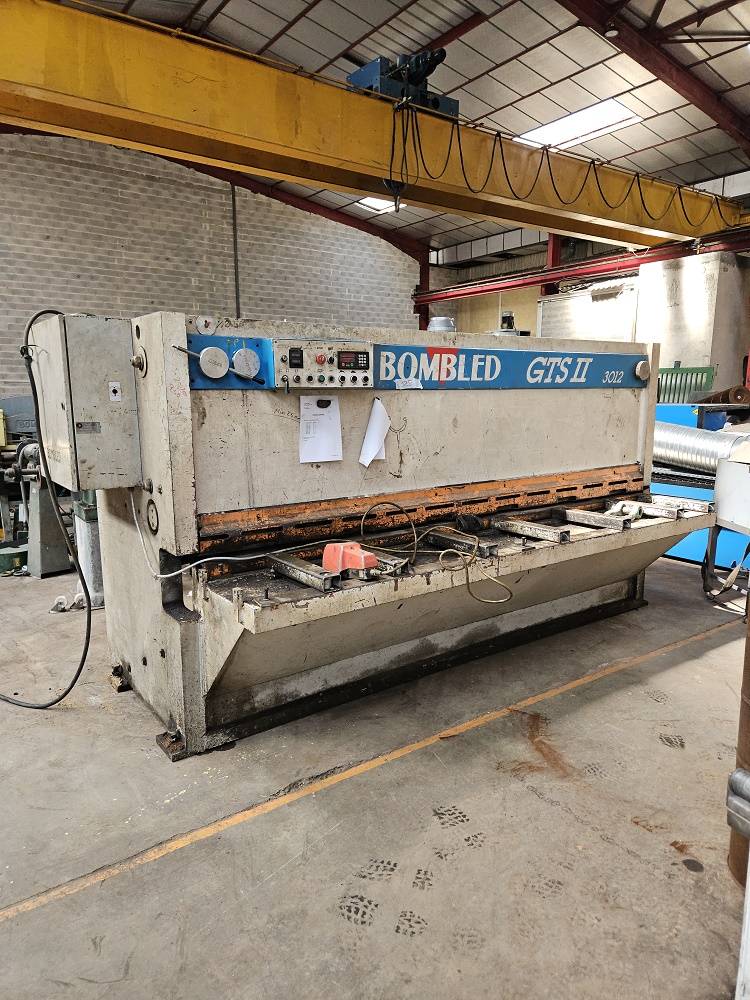 Cisaille guillotine BOMBLED GTS II 3012