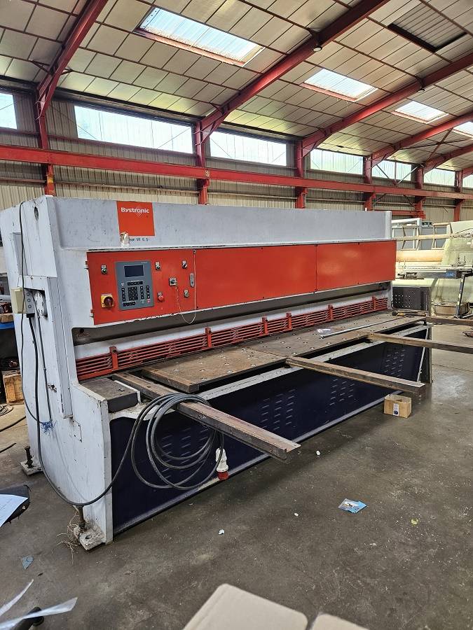 Cisaille guillotine BYSTRONIC VR6.5