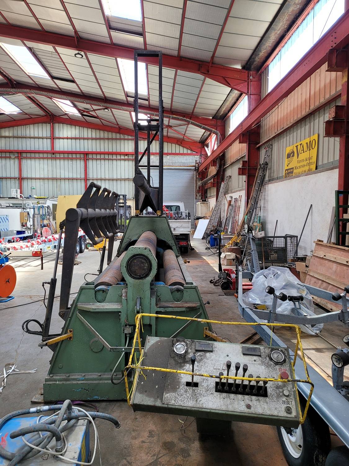 Rouleuse à tôle DAVI MCB2528 VAMO Vente-Achat-Machines-Outils