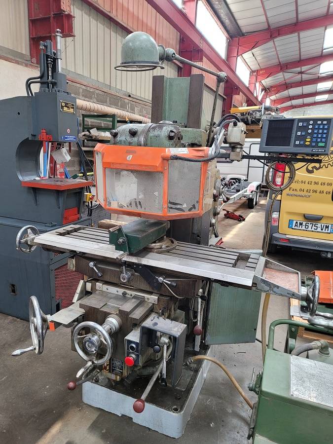 Fraiseuse universelle DUFOUR 220
