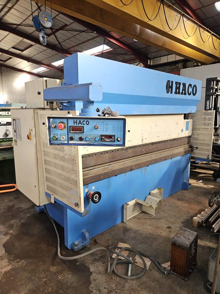 Presse plieuse HACO PPM30100
