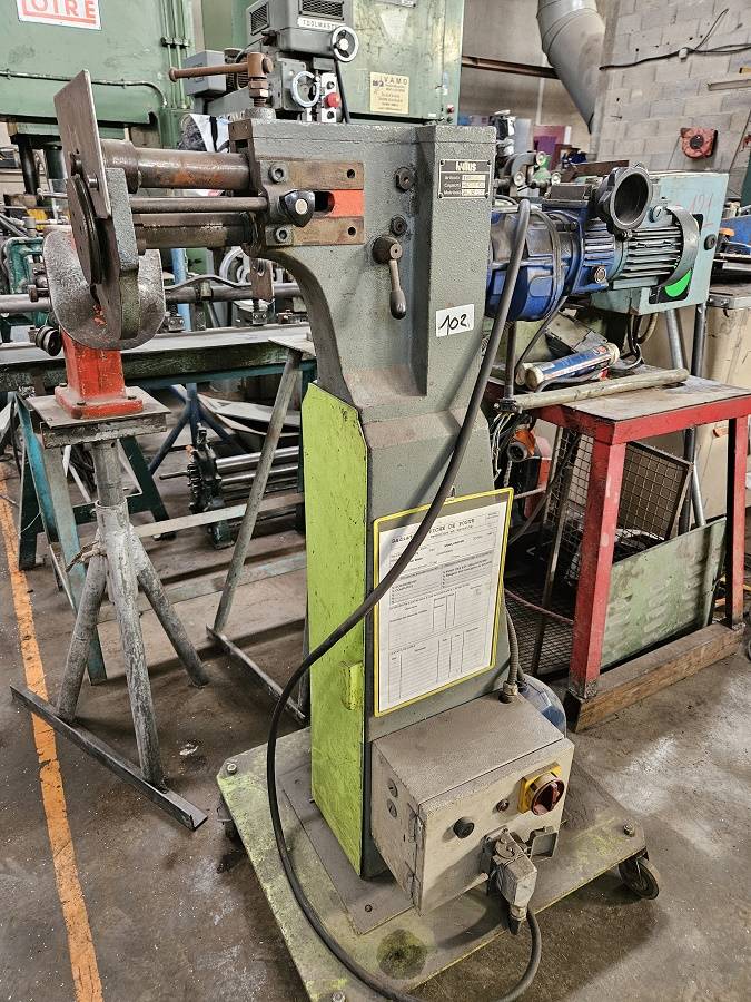 Bordeuse à tôle occasion HYLLUS 181