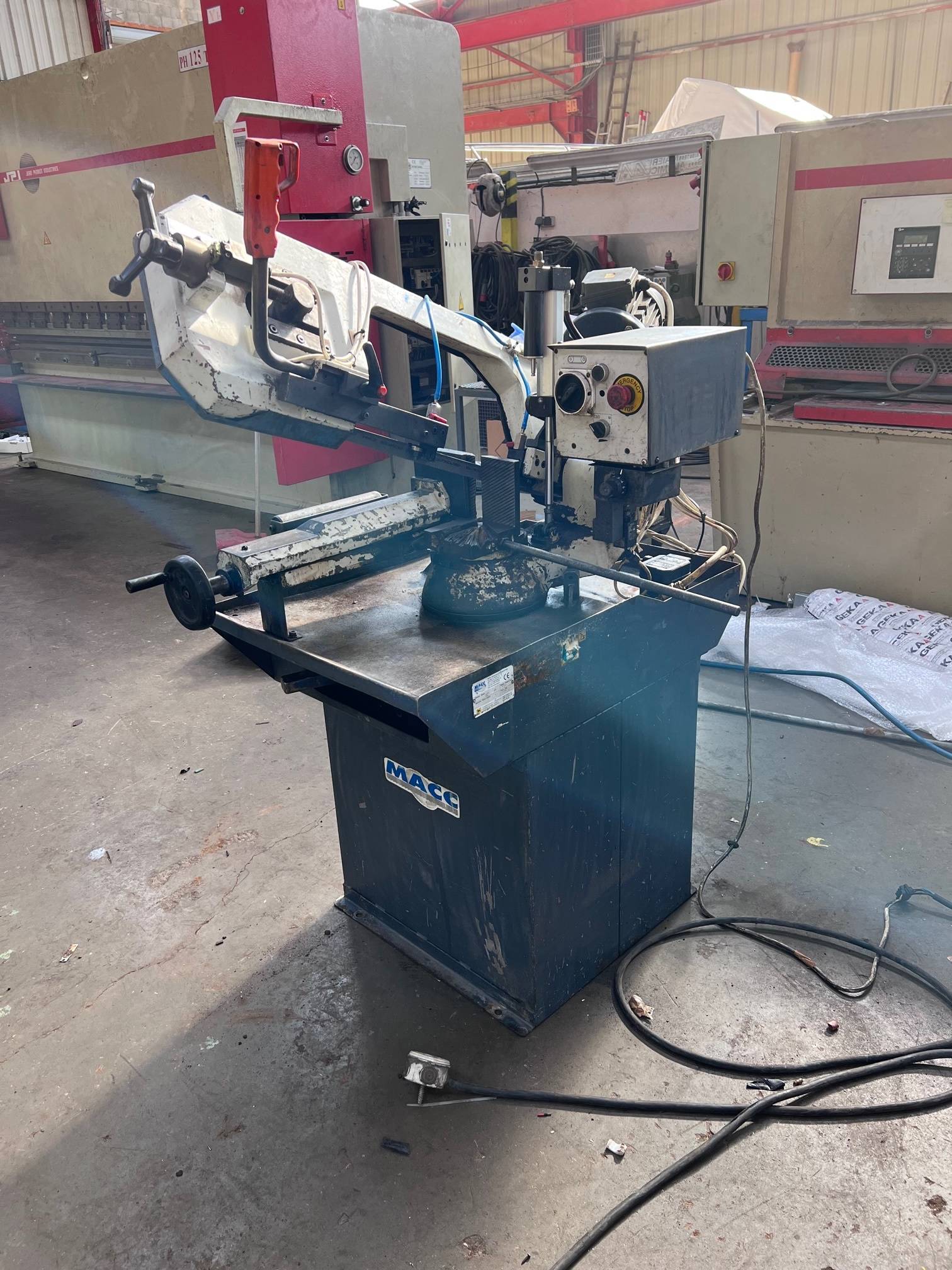 Scie à ruban métal MACC SP280 Vente-Achat-Machines-Outils