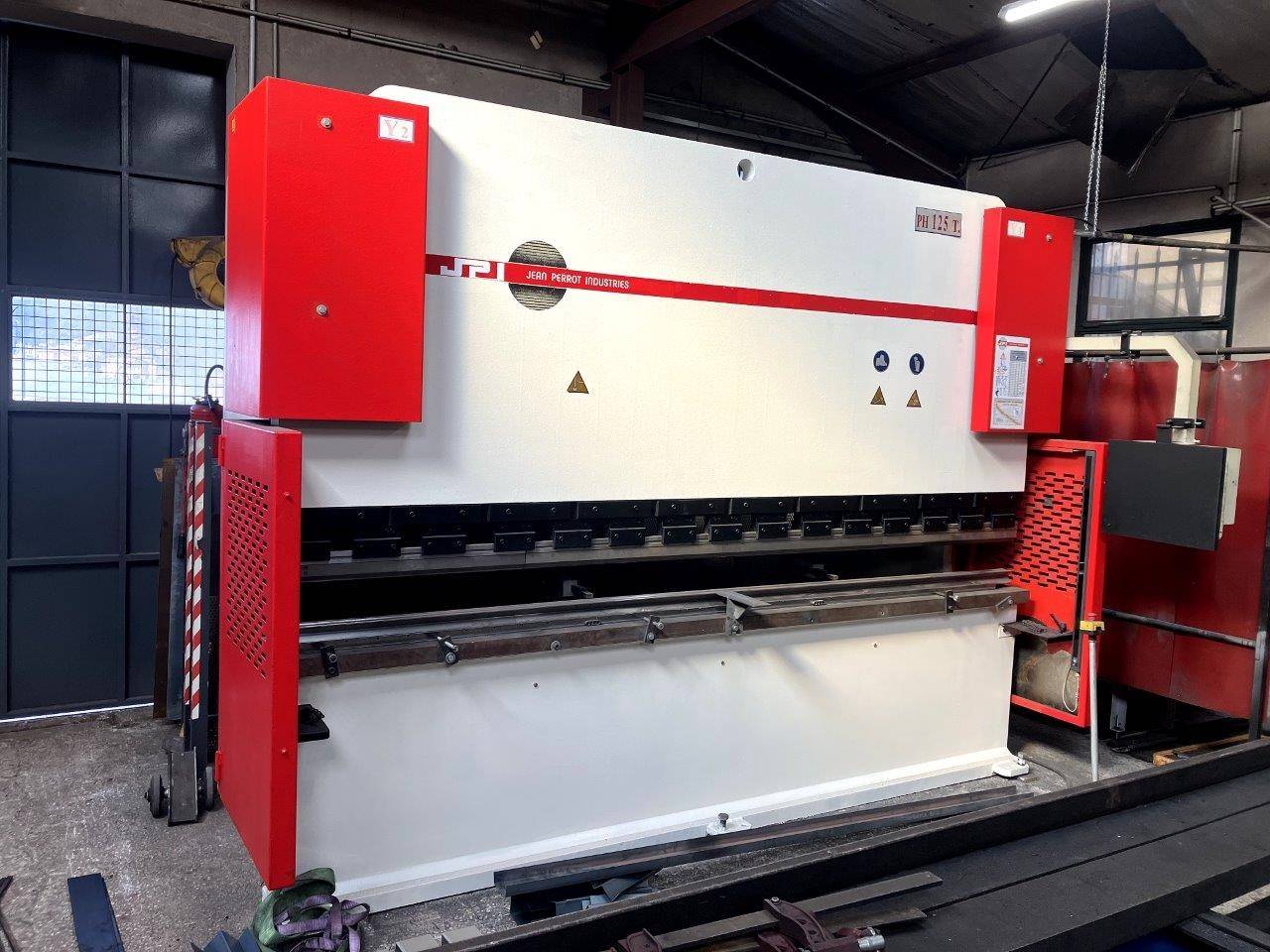 Presse plieuse CN PERROT PPH1230