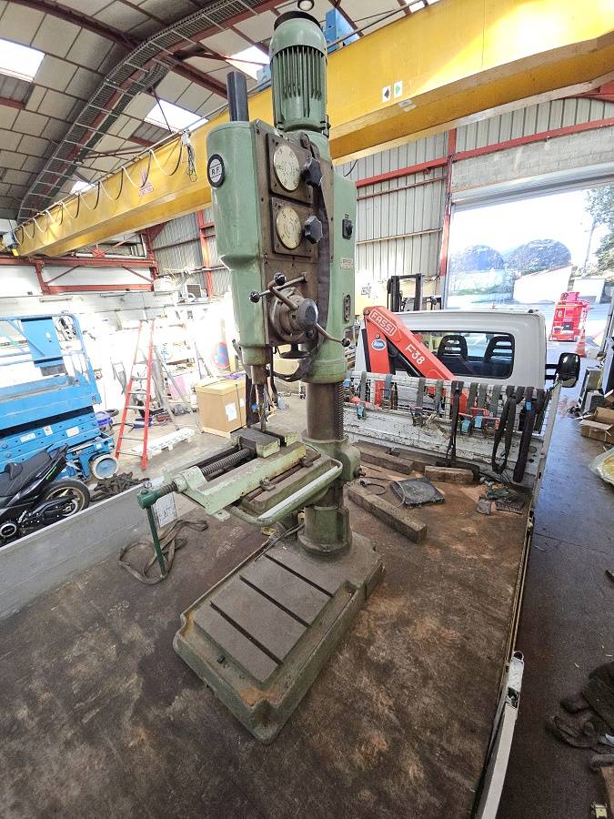 Perceuse à colonne CM4