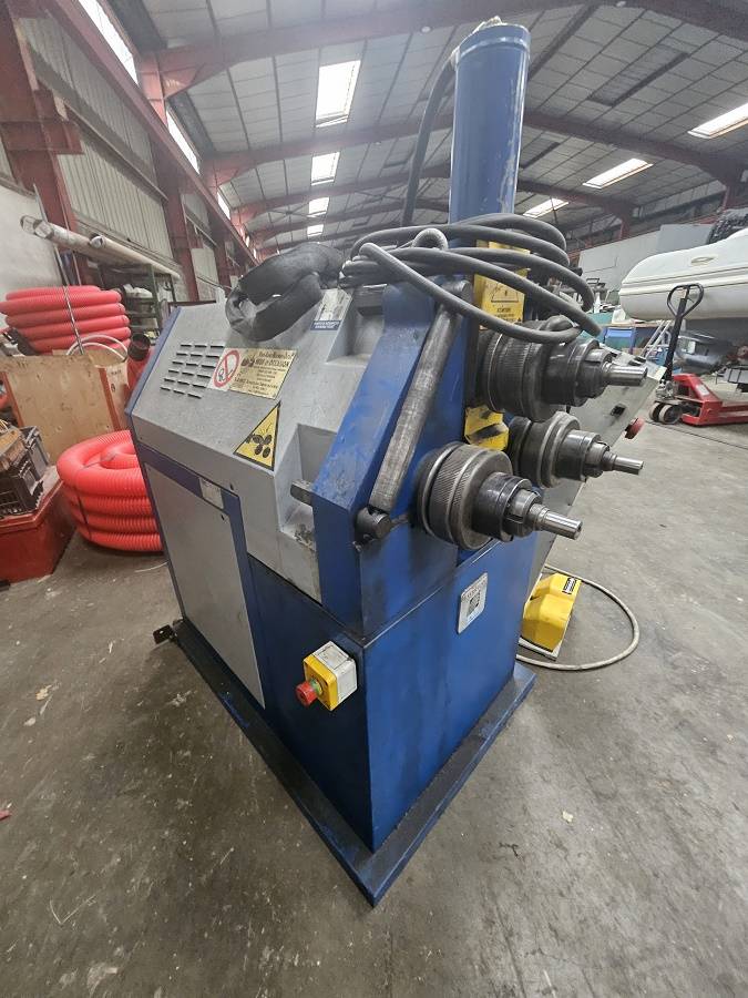 Cintreuse à trois galets SAF CURVATRICI BS50HV