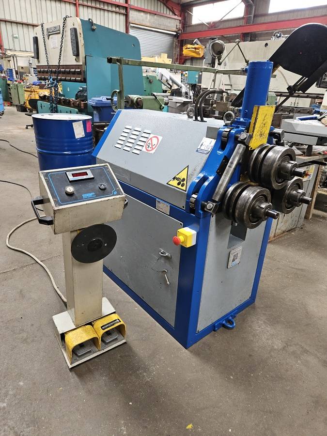 Cintreuse à galets SAF CURVATRICI DS60HV