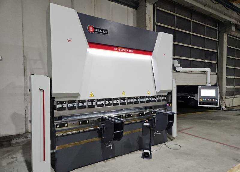 Presse plieuse CNC DENER SMART XL30175